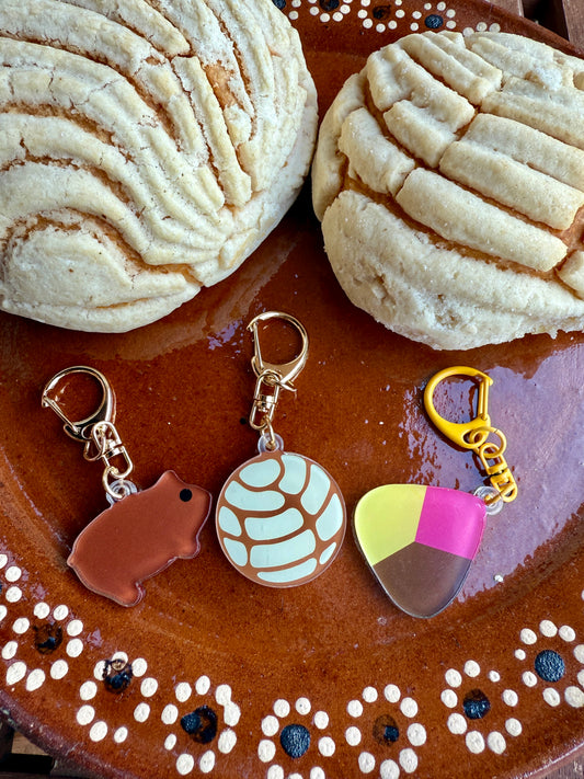 Marranito collar charm